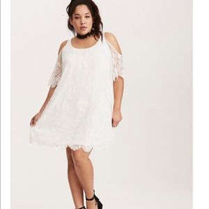 Torrid Ivory Lace Coldshoulder Dress Sz 6